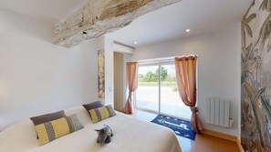 7 chambres, fer et planche à repasser, Wi-Fi