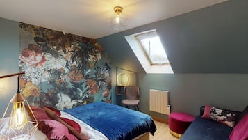 7 slaapkamers, een strijkplank/strijkijzer, internet