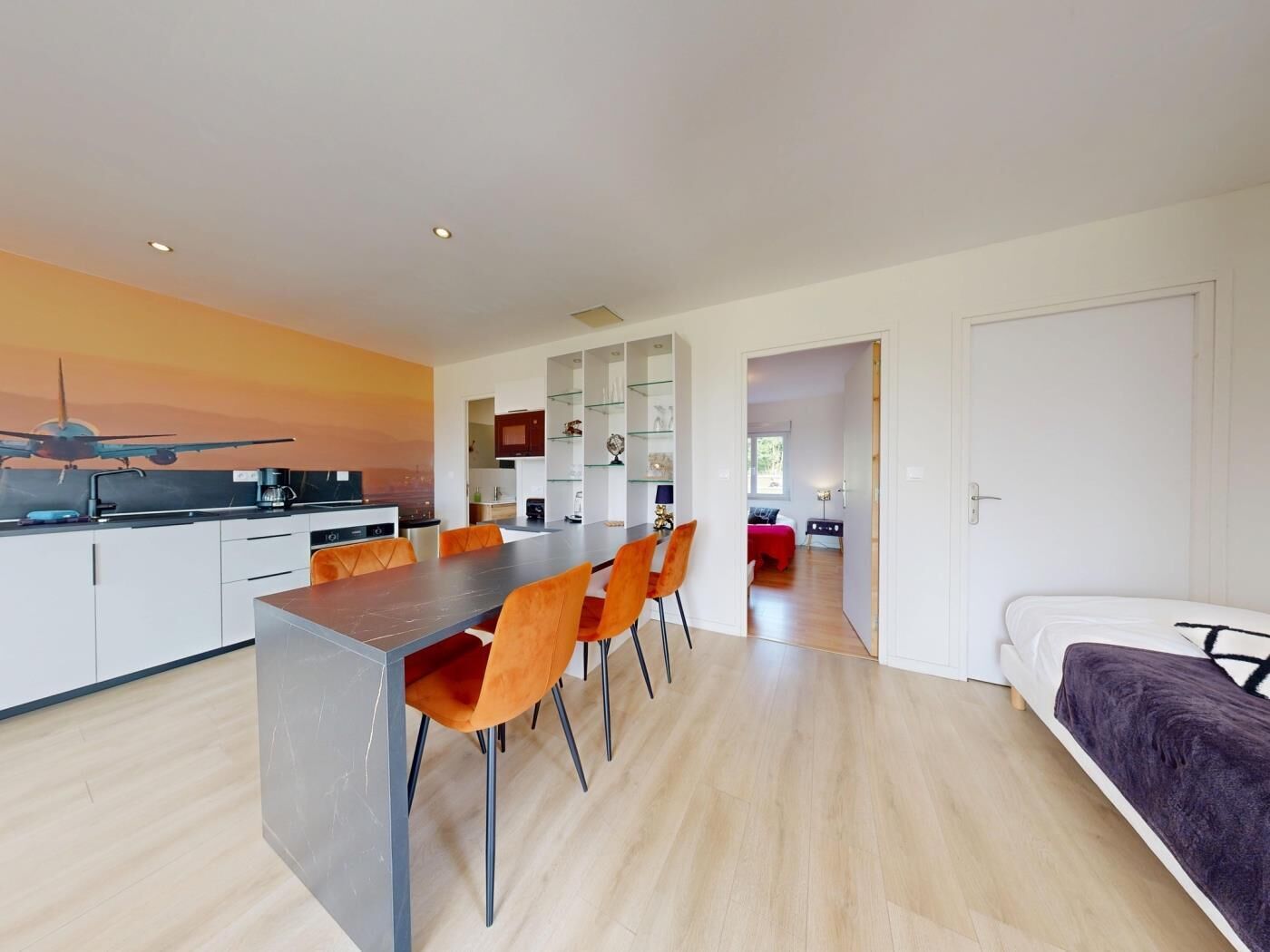 8 chambres, accès à Internet