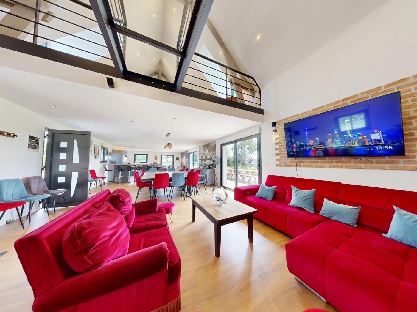 Futbolito, mesa de ping pong, estéreo