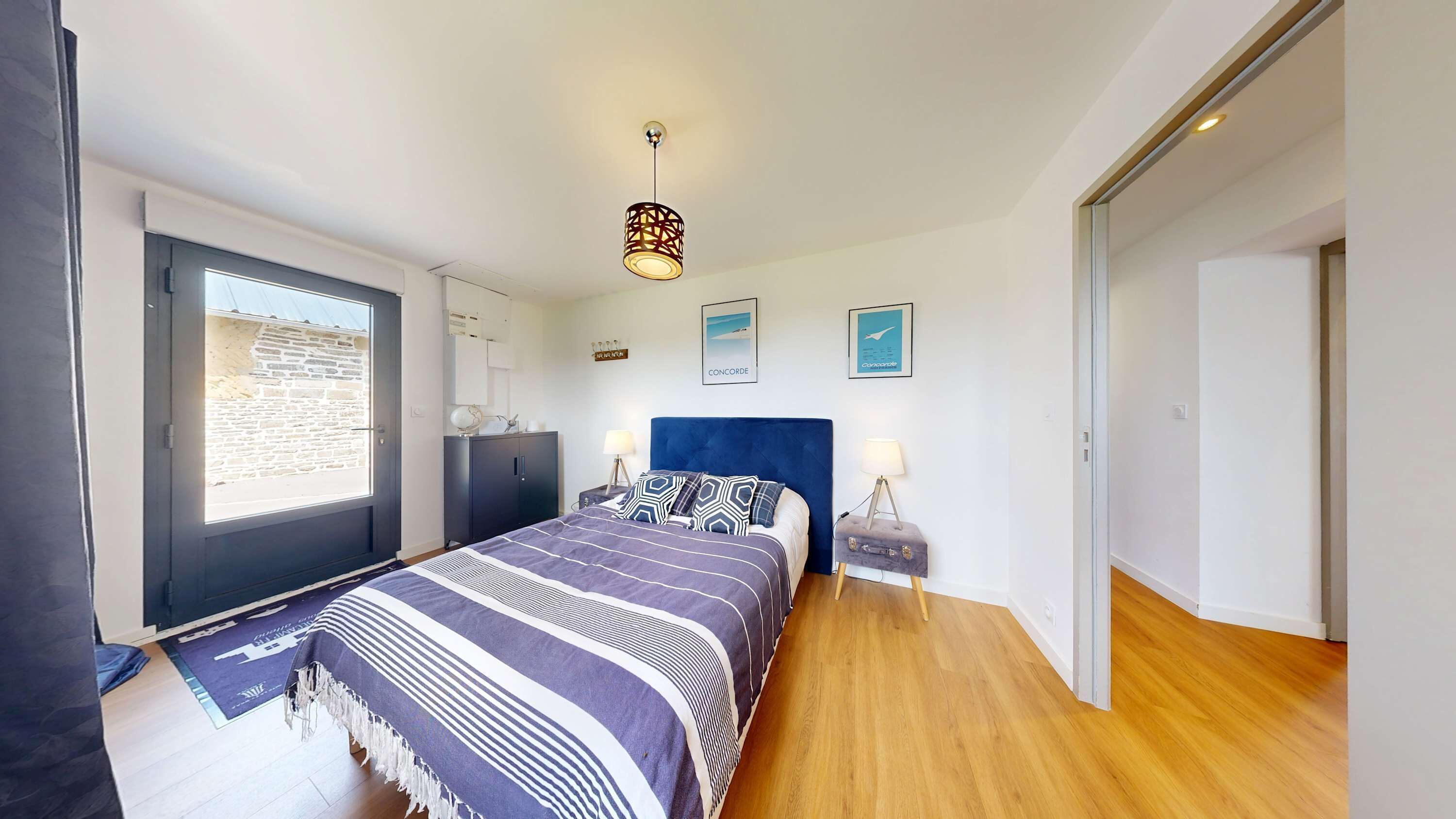 8 Schlafzimmer, WLAN