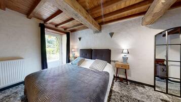 8 bedrooms, Internet