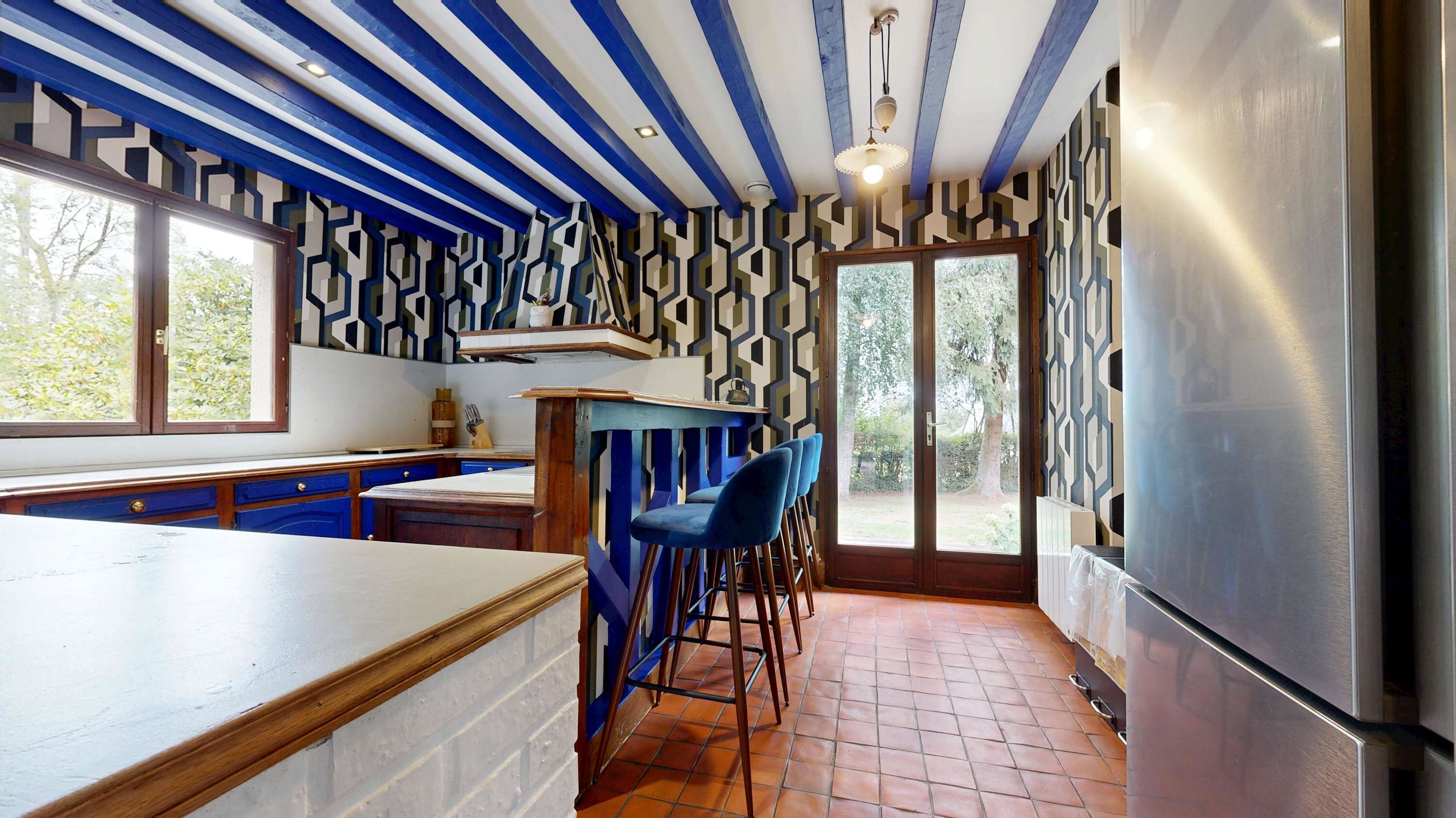 Réfrigérateur, micro-ondes, four, lave-vaisselle