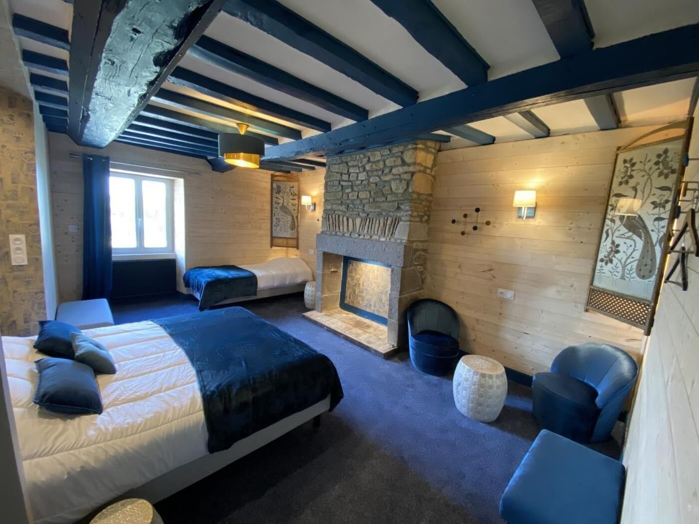 11 soverom, strykejern/-brett og internettilgang