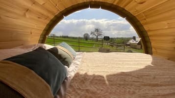 11 slaapkamers, een strijkplank/strijkijzer, internet