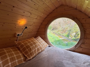 7 bedrooms, iron/ironing board, Internet