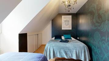 6 Schlafzimmer, Bügeleisen/Bügelbrett, WLAN