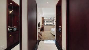 Cots/infant beds