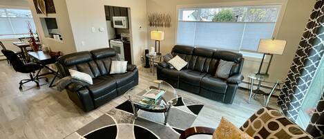 智能电视、壁炉