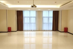 Meeting facility - City Comfort Inn (Zhuji Xishi Theater Yongli Plaza) (Zhuji)