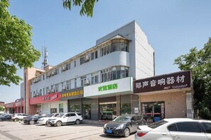 Exterior - Preferred Hotel (Shanghai Sheshan) (Shanghai)