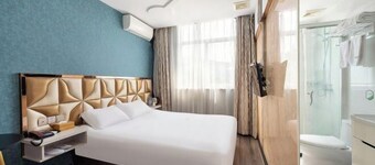 Preferred Hotel (Shanghai Sheshan)