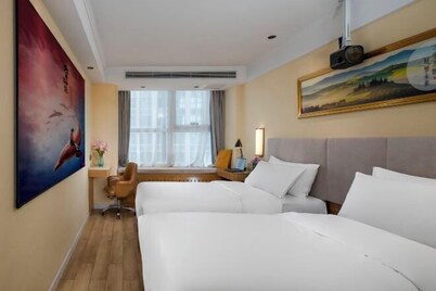 Vienna 3 Best Hotel (inan Changqing University Town)