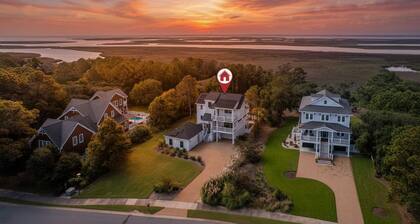 LUX Soundfront Home, Elevator, Pool, HotTub, Games, Renowned Currituck Club Access