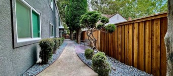 First floor gated, central & remodeled apartment