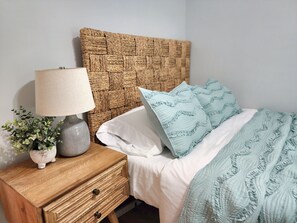 3 bedrooms, in-room safe, desk, iron/ironing board