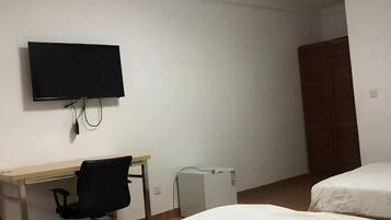 Rom | 1 soverom, skrivebord, lydisolert og wi-fi (inkludert)