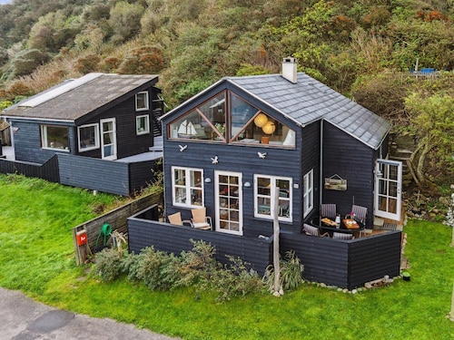 "Benni" - 75m to the fjord by Interhome