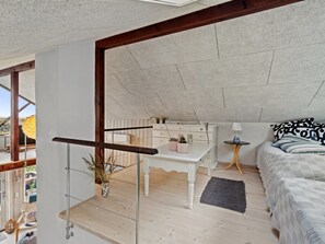 2 bedrooms, internet
