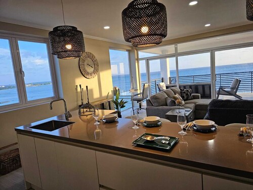 Little bit of Heaven Aruba - Beachfront Condo at Rodgers Beach 