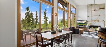 Your All-Season Haven: Luxury Meets Adventure in Nature's Playground