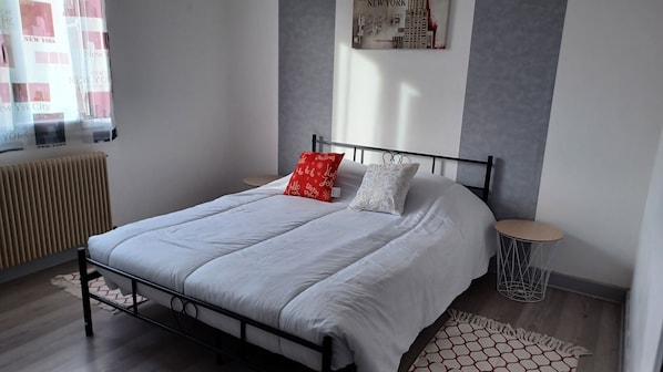 2 dormitorios, wifi gratis, ropa de cama