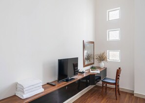 Minibar, desk, soundproofing, free WiFi - HUNG DAN DA LAT HOTEL (Da Lat)