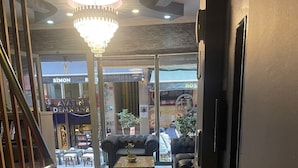 前台