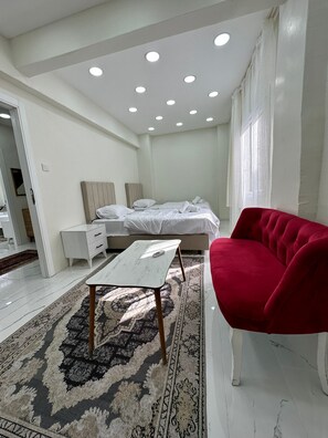 Apartemen Kota | 3 kamar tidur, tirai kedap cahaya, dan setrika/meja setrika