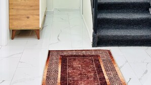 Apartamento City | 3 dormitorios, cortinas opacas, tabla de planchar con plancha