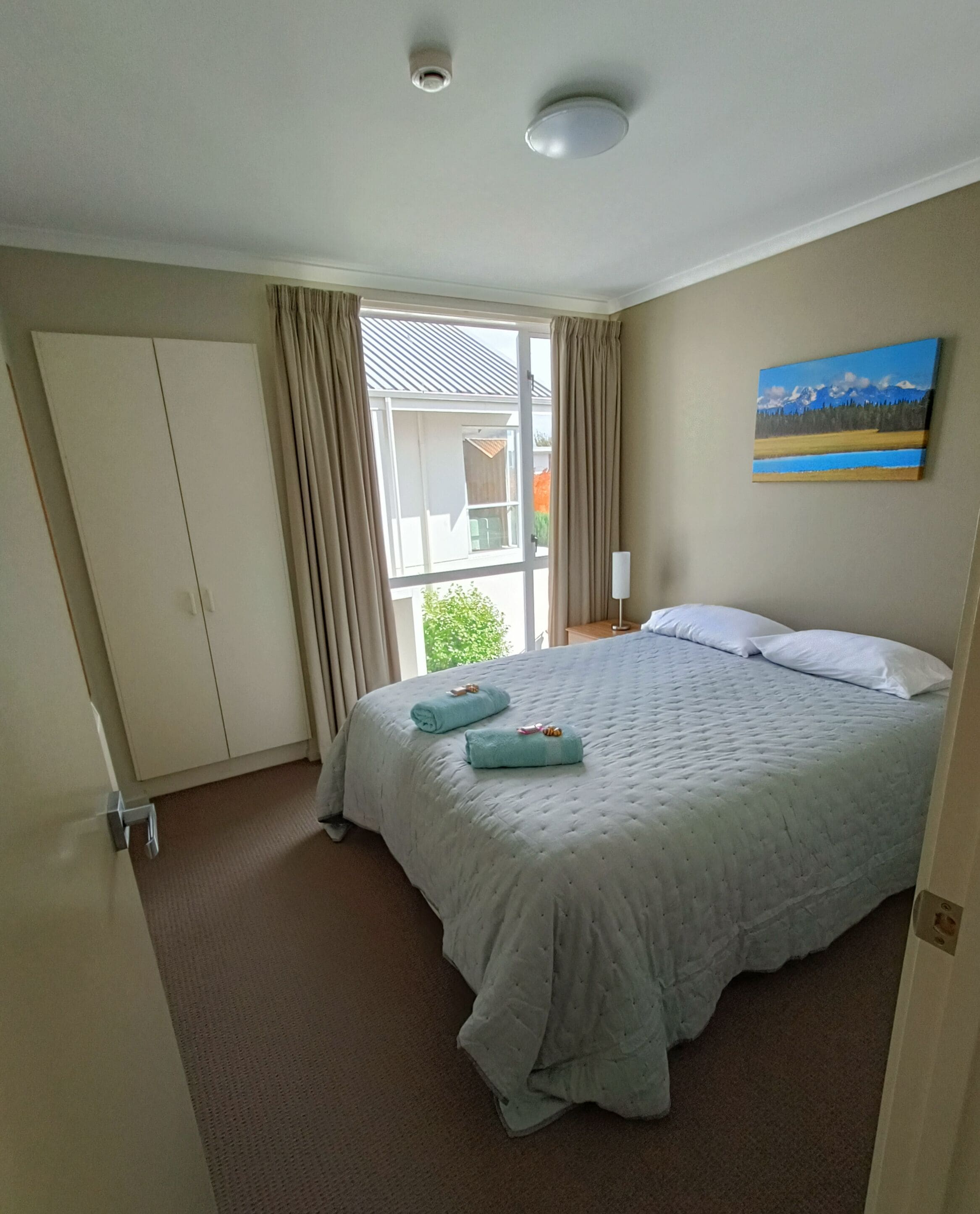 2 chambres, fer et planche à repasser, lit parapluie, Wi-Fi gratuit