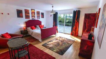 1 chambre, fer et planche à repasser, Wi-Fi gratuit, draps fournis