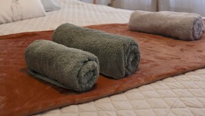1 bedroom, desk, iron/ironing board, WiFi - ClairChêne - Cosy Centre Parking (Verdun)