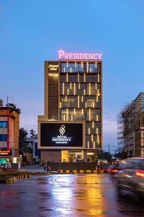 Front of property - Presidency Airport Hotel (Aluva)
