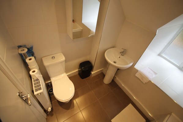 Bathroom - Beautiful 3-bed Lodge in Liverpool (Liverpool)
