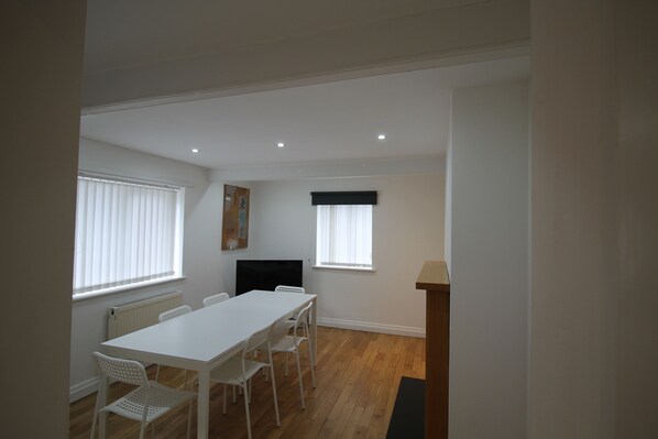 Meeting facility - Beautiful 3-bed Lodge in Liverpool (Liverpool)