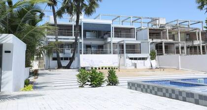 Alamparai Villa: Riverfront House W/ Great Views, Full Kitchen, & Strong Wi-Fi