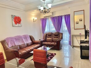 Smart TV 55 pulgadas con canales de televisión por cable, Netflix