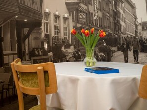 Outdoor dining - High quality, close to the river and Old Town (Warsaw)
