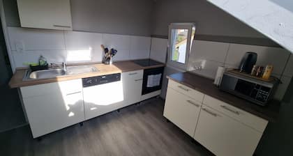 Monteurzimmer Gelnhausen, Ferienwohnung, auch fĂŒr groĂe Gruppen, NĂ€he Frankfurt