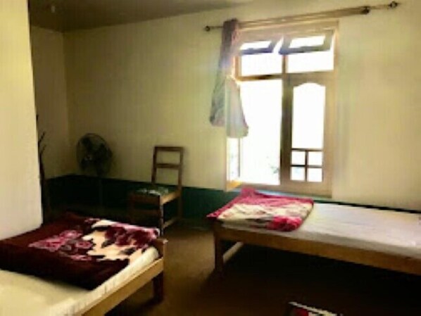 Standard-Doppel- oder -Zweibettzimmer