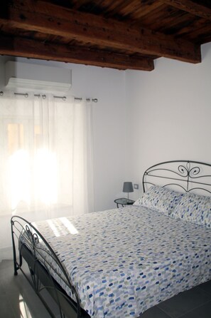 1 dormitorio, wifi, ropa de cama