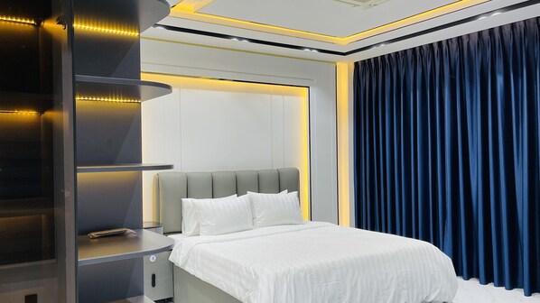 1 bedroom, iron/ironing board