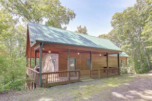 Interior - Fire Pit & Views: Picturesque Cabin in Burnsville! (Burnsville)