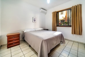 3 bedrooms, free WiFi - 914B - Casa 3 dormitórios em Bombas SC (Bombinhas)