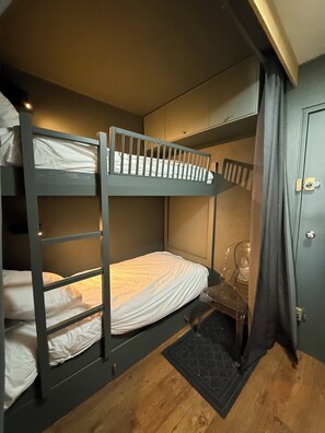 2 makuuhuonetta, ilmainen Wi-Fi