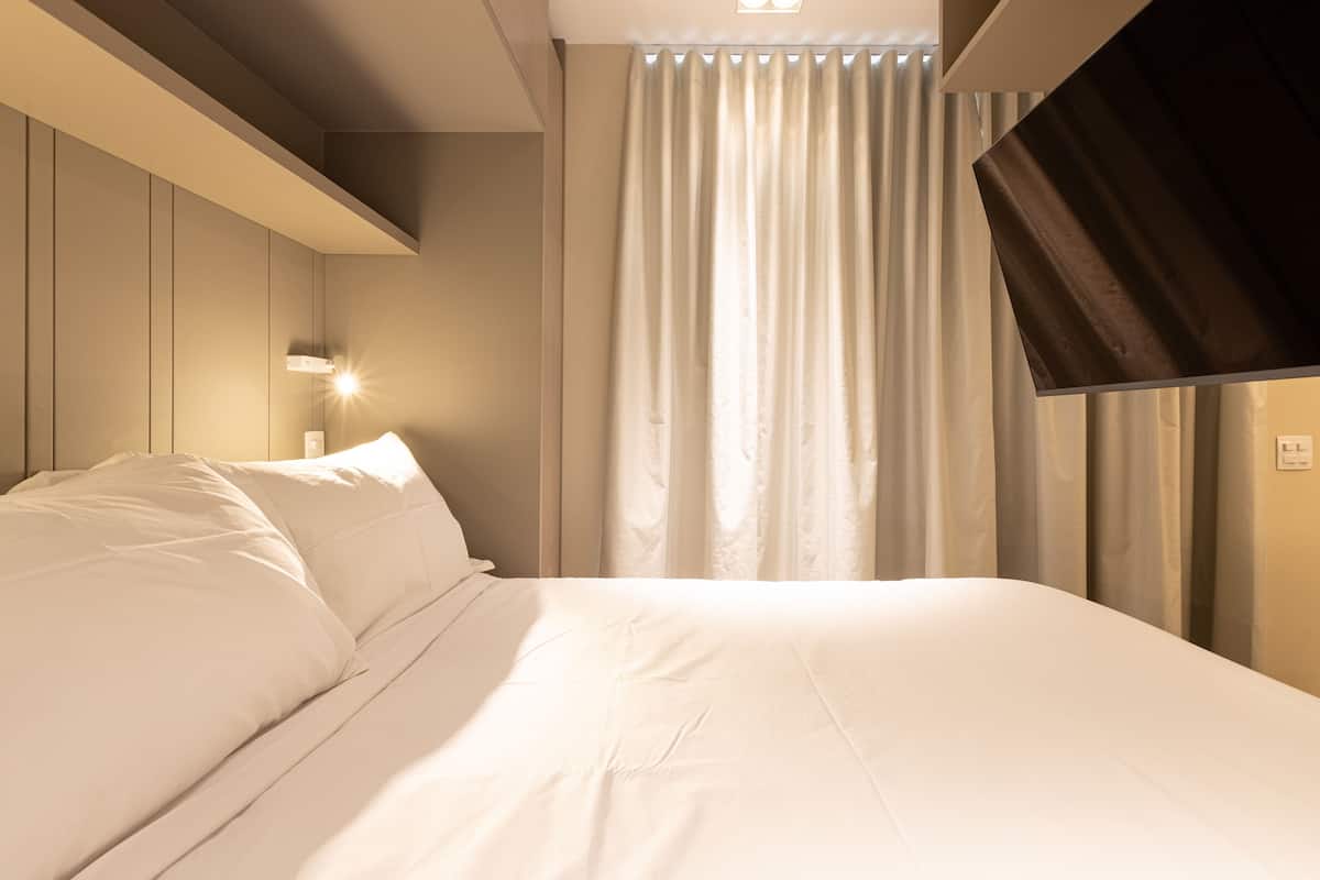 Decoración personalizada, muebles diferentes y wifi gratis
