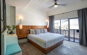 ห้องดีลักซ์ดับเบิล | โต๊ะทำงาน, Wi-Fi ฟรี, ผ้าปูที่นอน