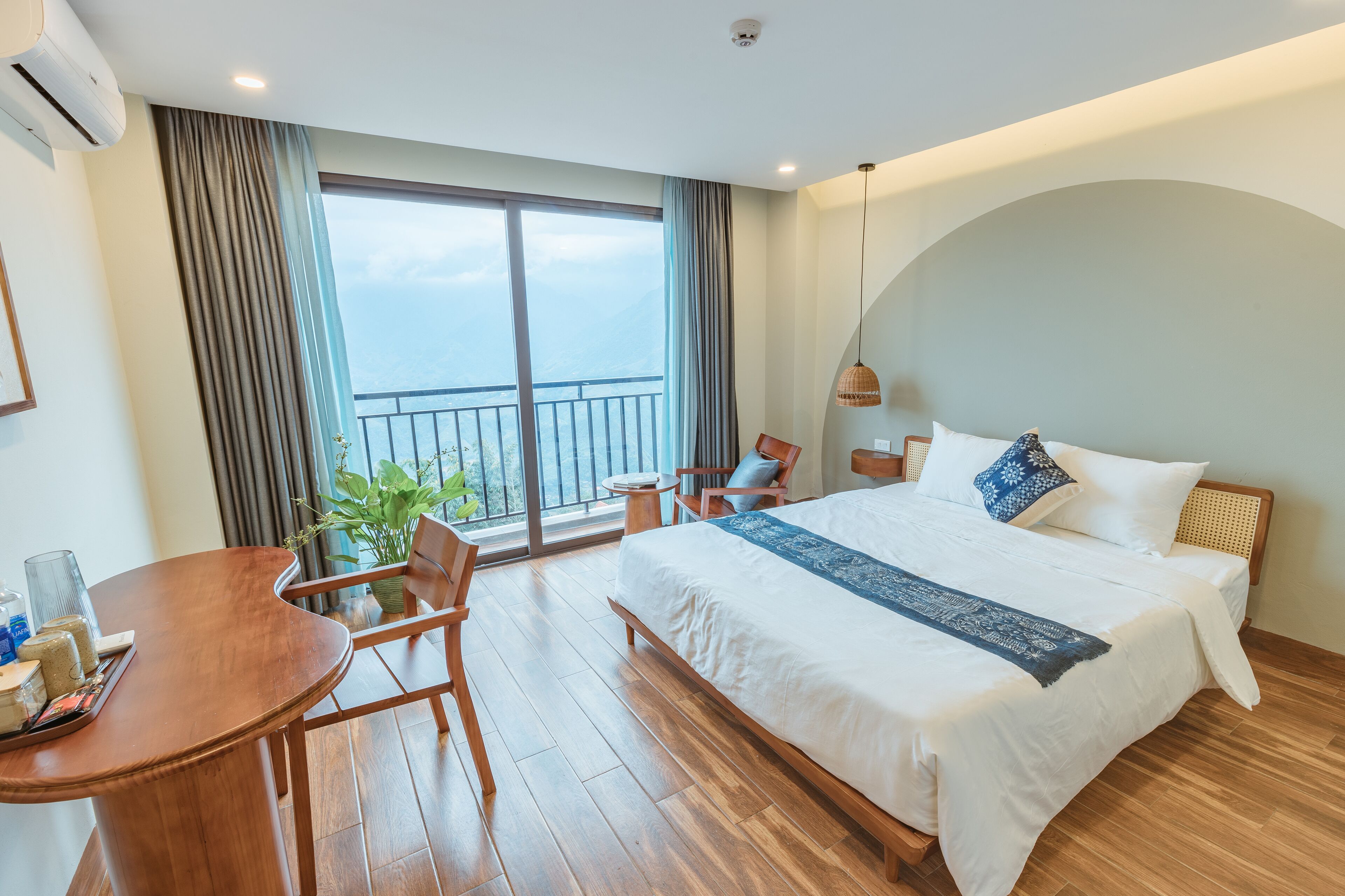 Deluxe Mountain view with Balcony | Pillow-top beds, desk, laptop workspace, blackout curtains