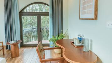 Superior City view with Balcony | Living area